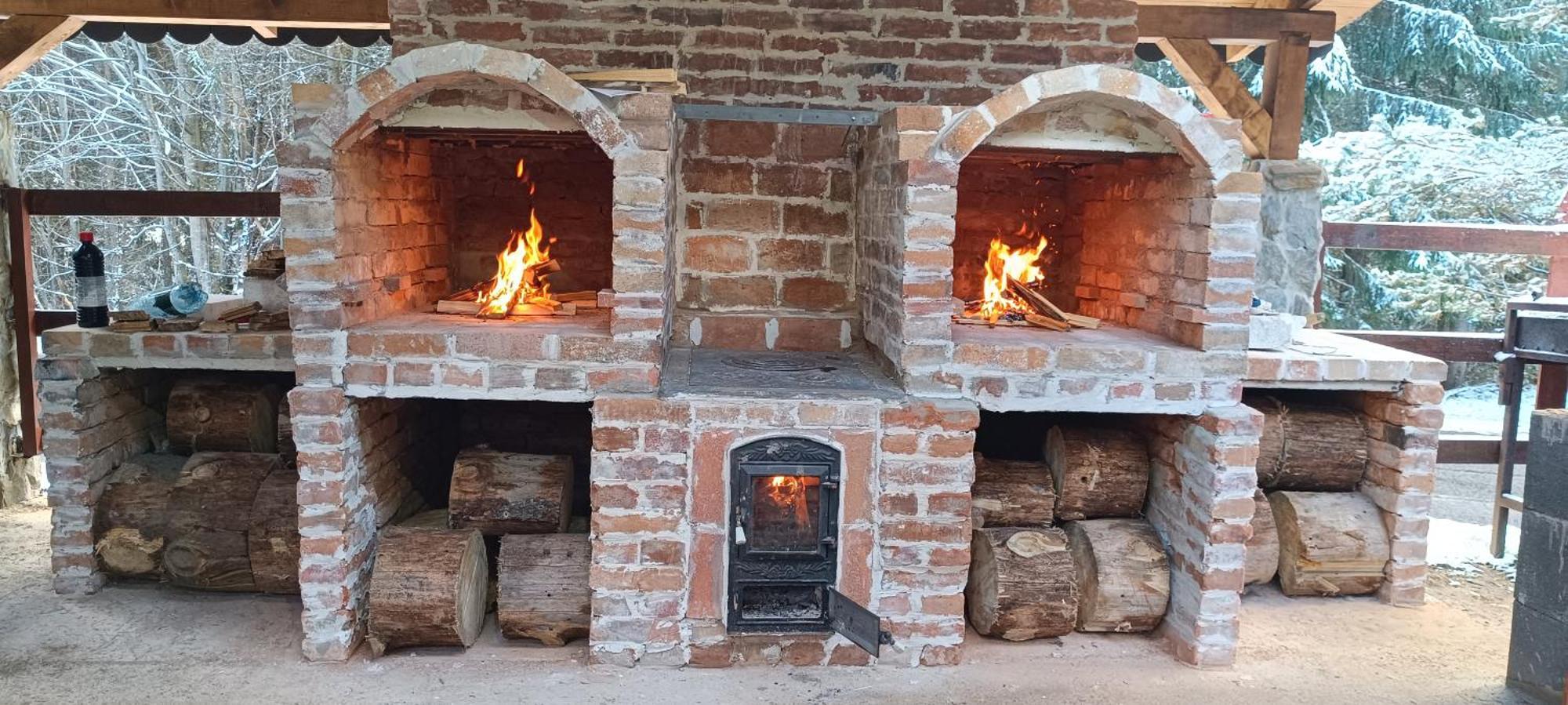 Cabana Groapa Seaca Petroşani Esterno foto
