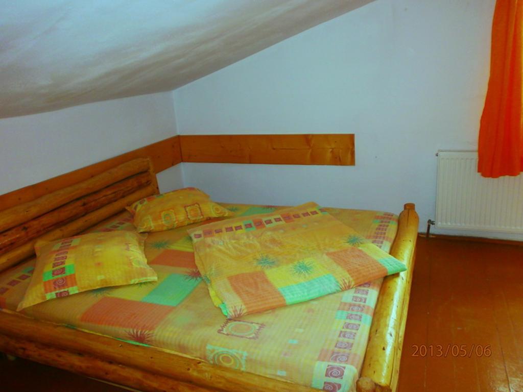 Cabana Groapa Seaca Petroşani Camera foto