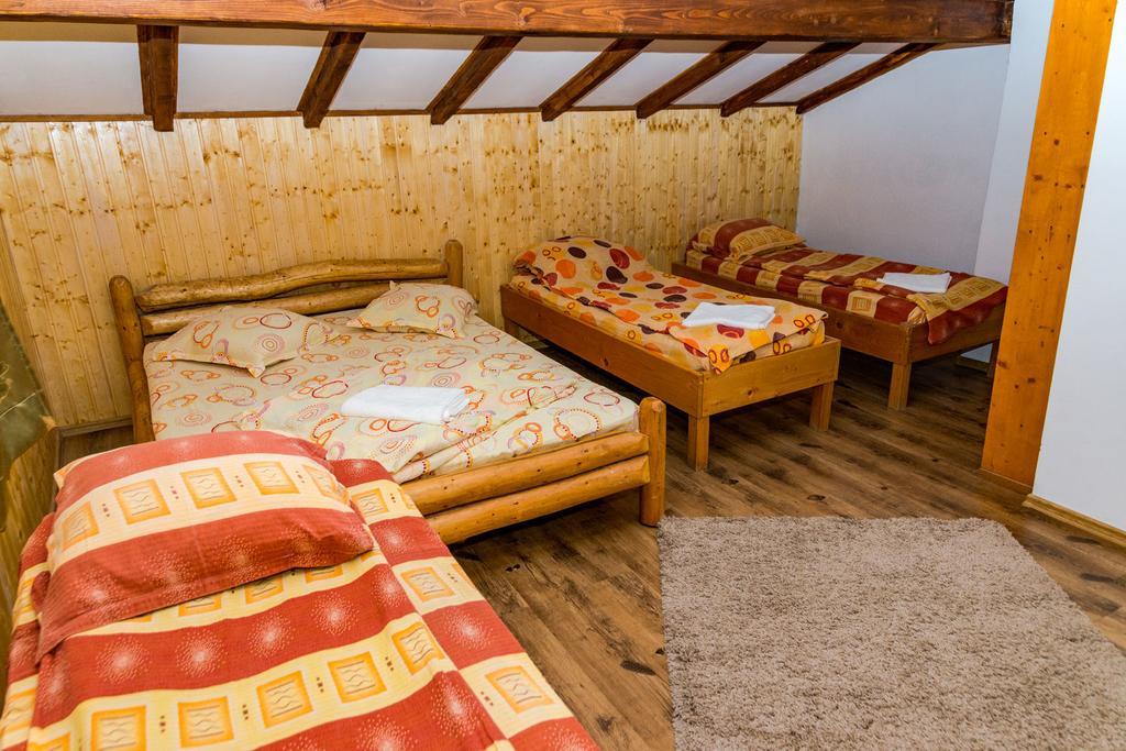 Cabana Groapa Seaca Petroşani Esterno foto