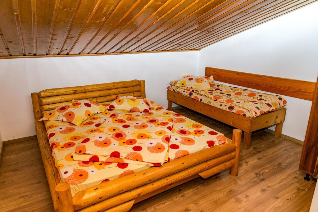 Cabana Groapa Seaca Petroşani Esterno foto
